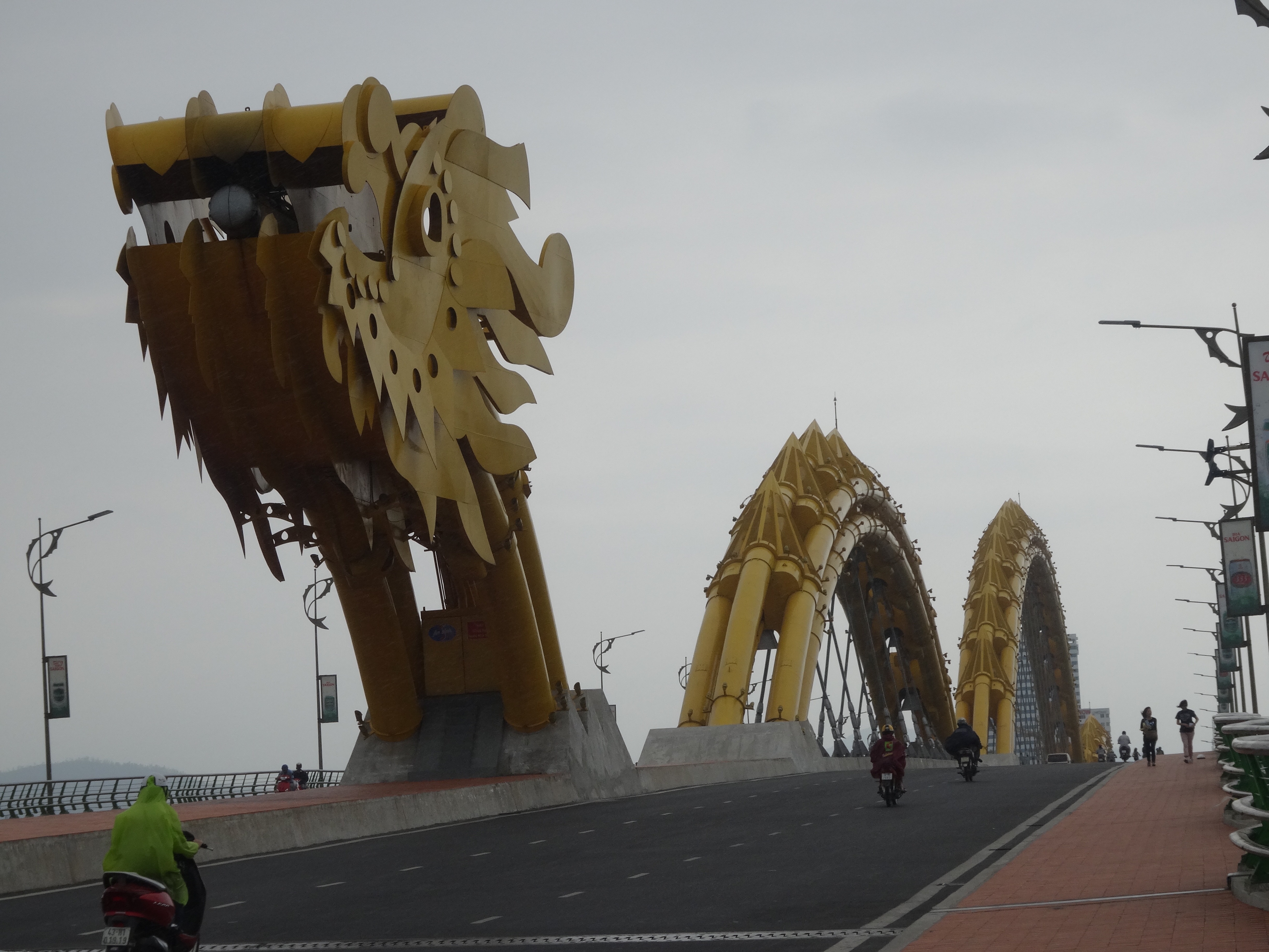 Dragon Bridge (Da Nang, Vietnam)