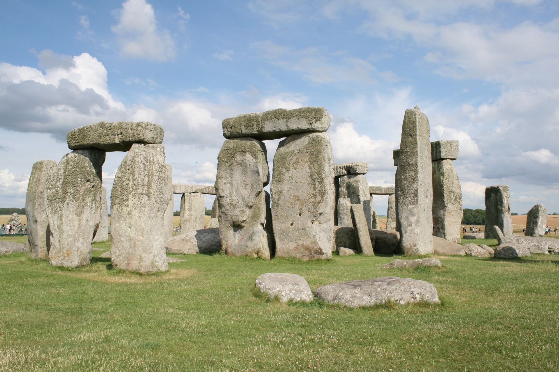 ancient-stones-of-stonehenge