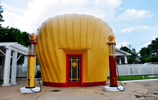 Clamshell shaped Shell gas station