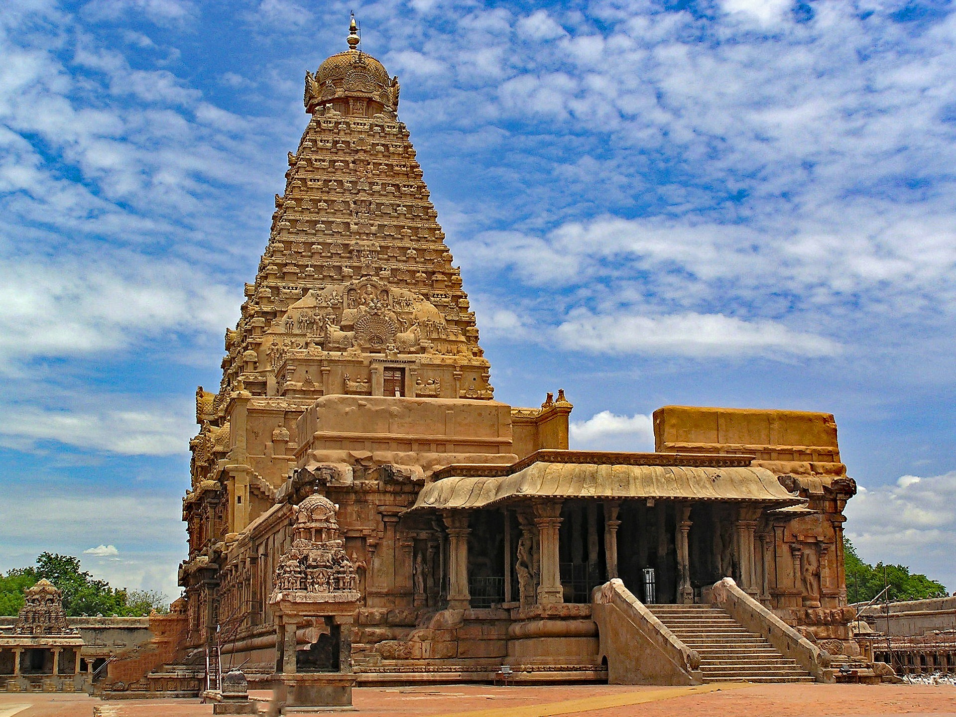 brihadishwara-temple