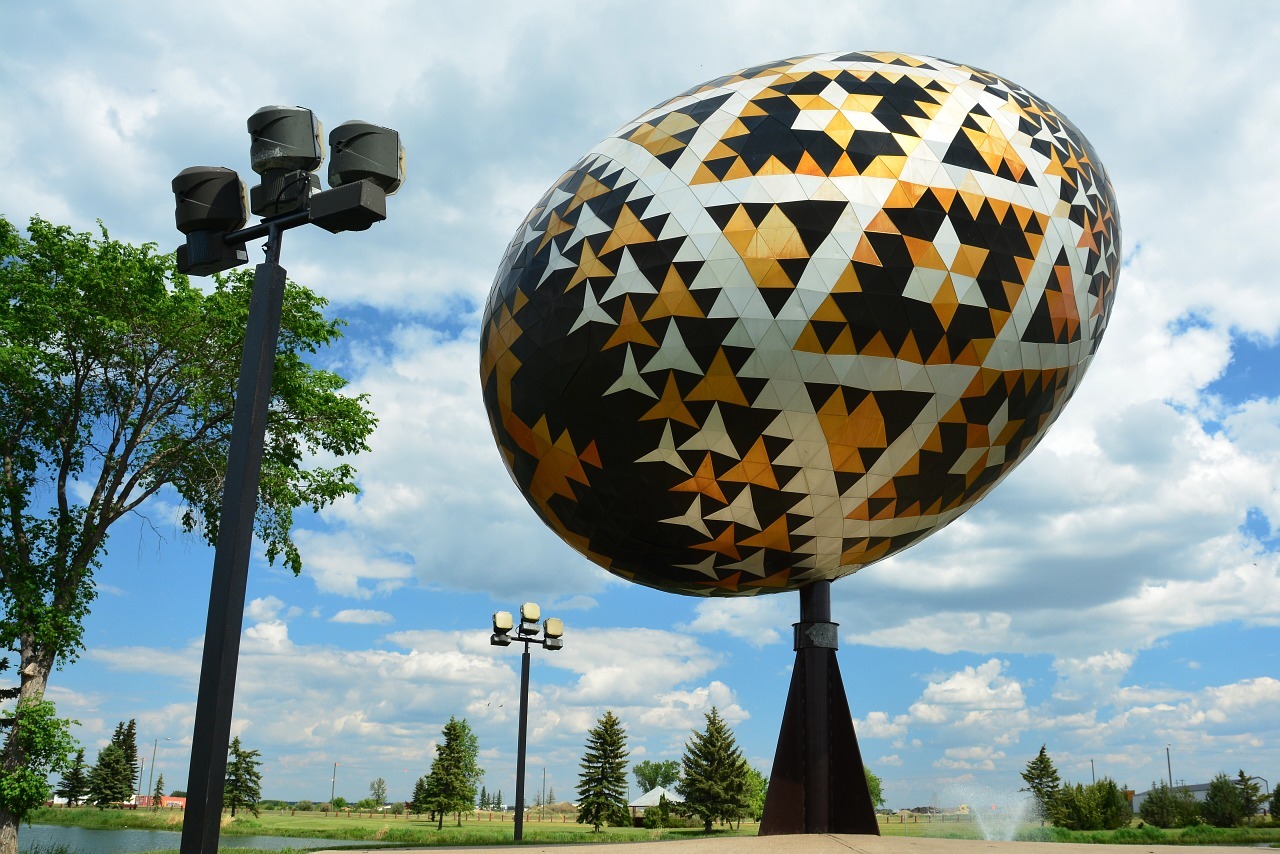 worlds-largest-pysanka-egg