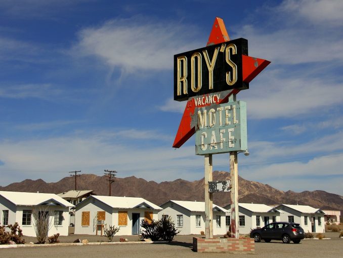 Blue Swallow Motel (Tucumcari, New Mexico) Buyoya