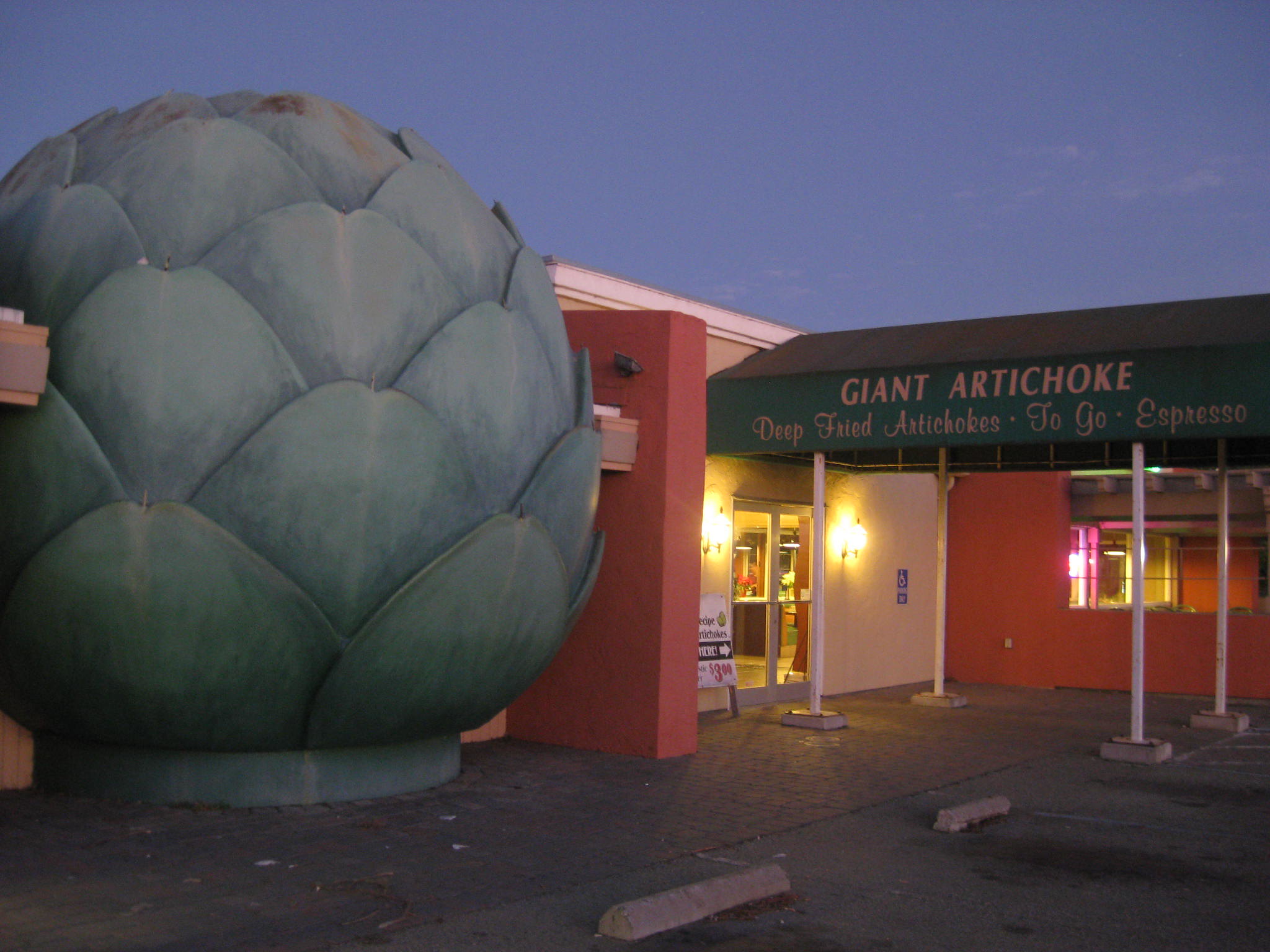 Giant Artichoke