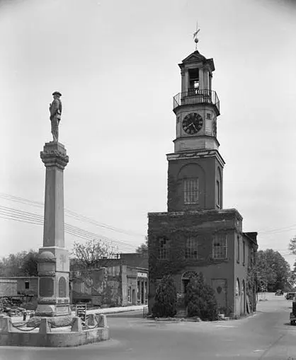 Winnsboro Town Clock (Winnsboro, South Carolina)